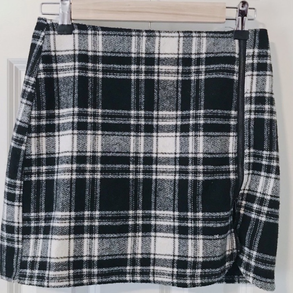 Hollister skirt